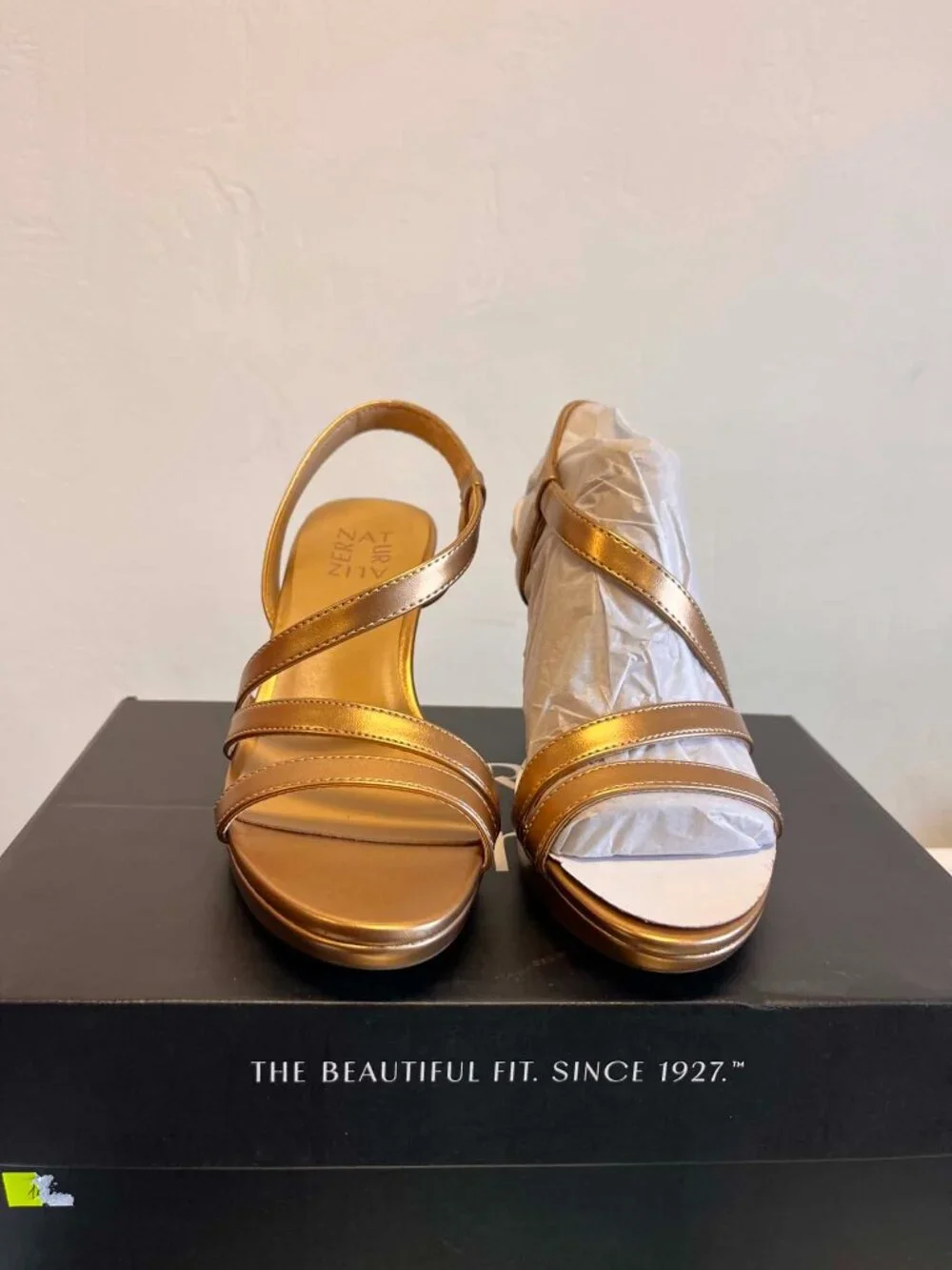 Naturalizer Women’s Btonze Pearl Brenta Heeled Sandal Size 6.5 - P1